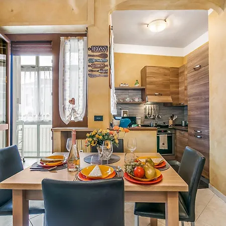 La Torinese Apartmemnt With Parking And Balcony - Happy Daire *